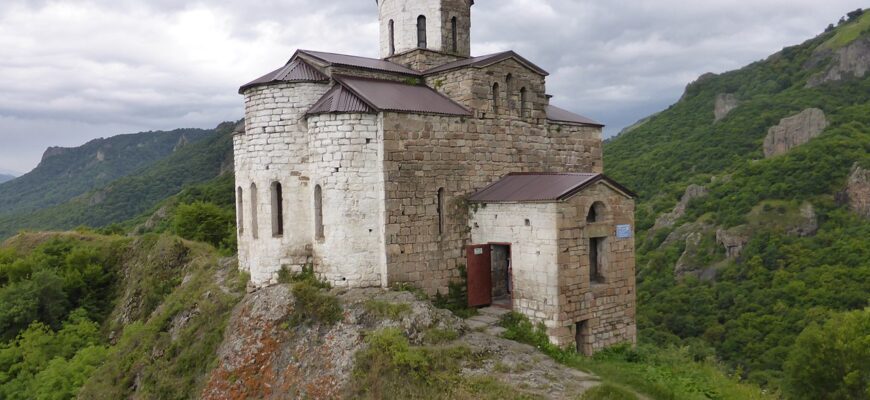 Шоанинский храм в Карачаево-Черкессии